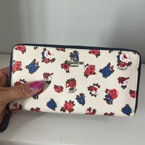 Coach Continental Wallet